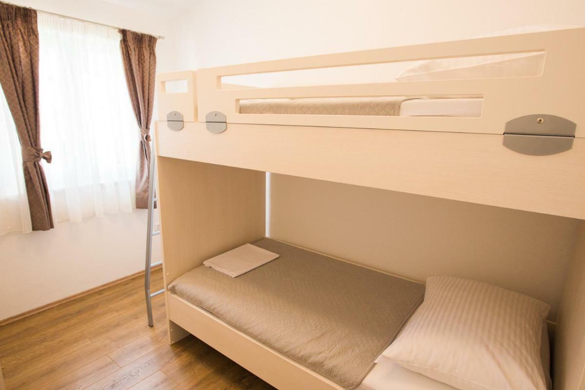 Apartments Cambio Kaštela المظهر الخارجي الصورة