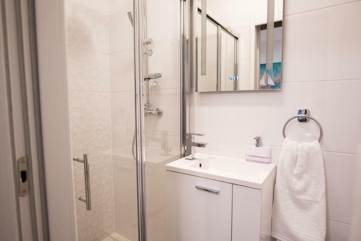 Apartments Cambio Kaštela المظهر الخارجي الصورة
