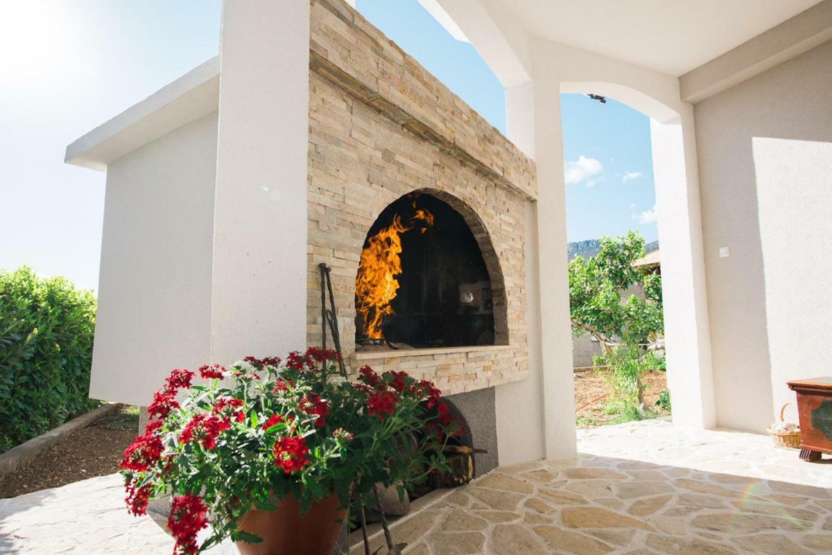 Apartments Cambio Kaštela المظهر الخارجي الصورة