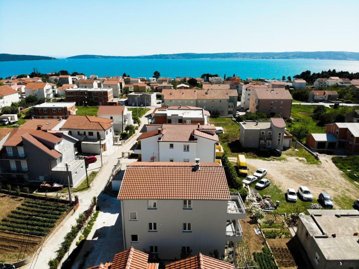 Apartments Cambio Kaštela المظهر الخارجي الصورة